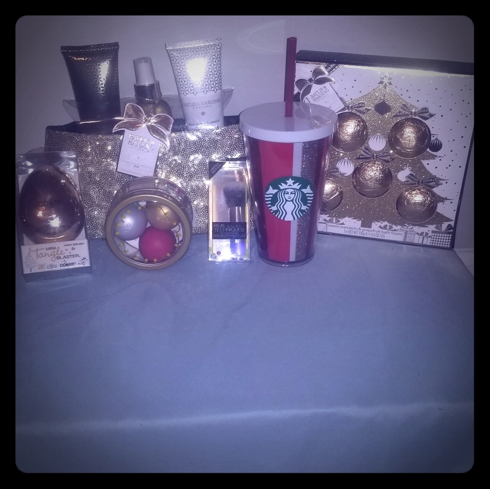 Brand new Christmas bundle #2